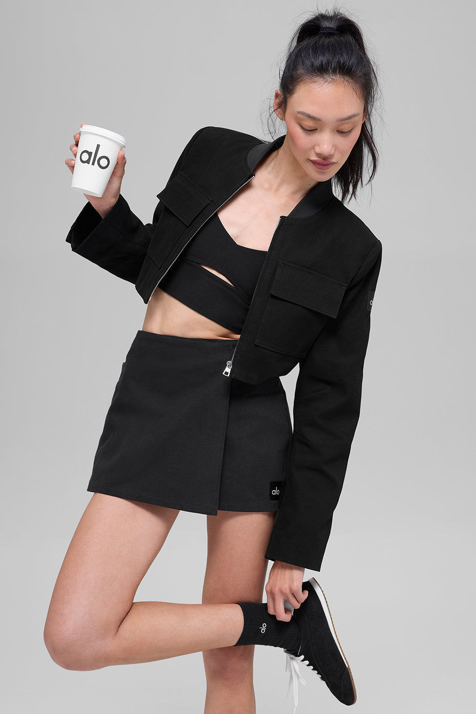 Cropped Main Character Jacket - Black