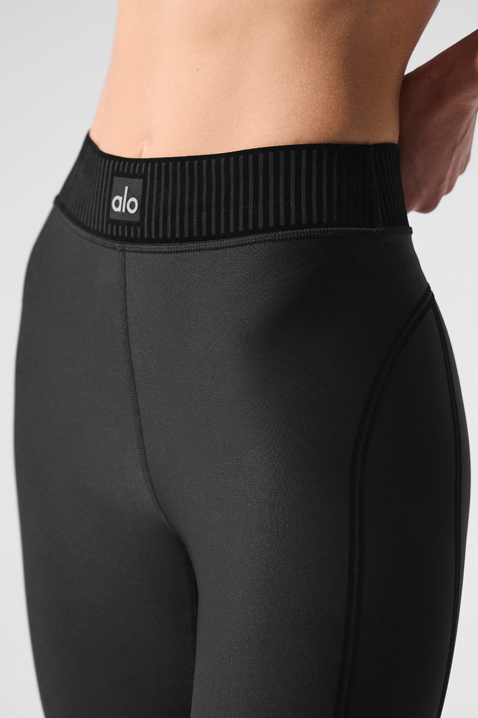Airlift High-Waist 7/8 Line Up Leggings – Schwarz