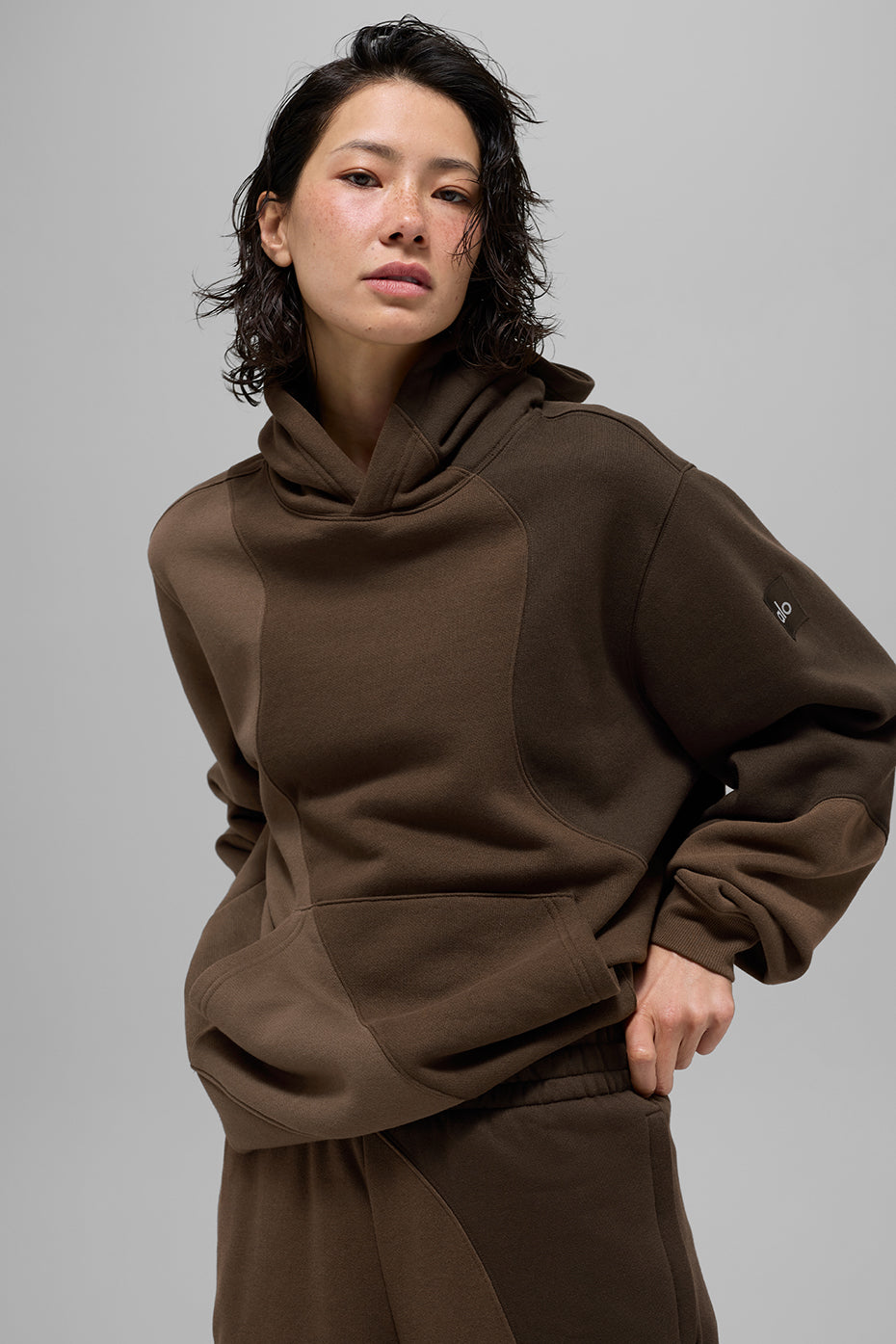 Hoodies & Sweatshirts