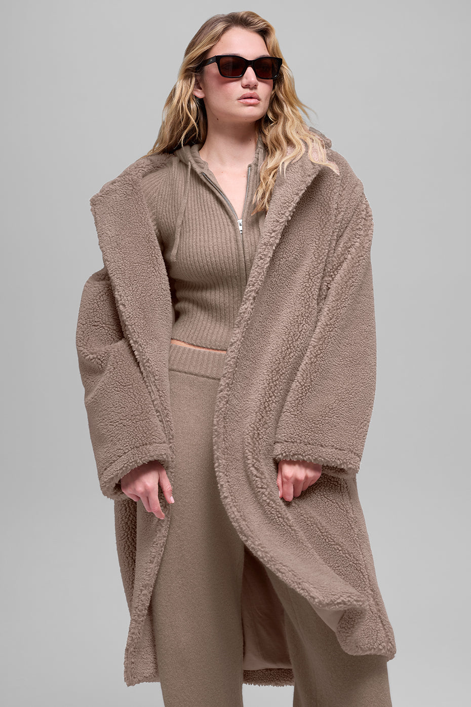 Oversized Sherpa-Trenchcoat – Chai Latte