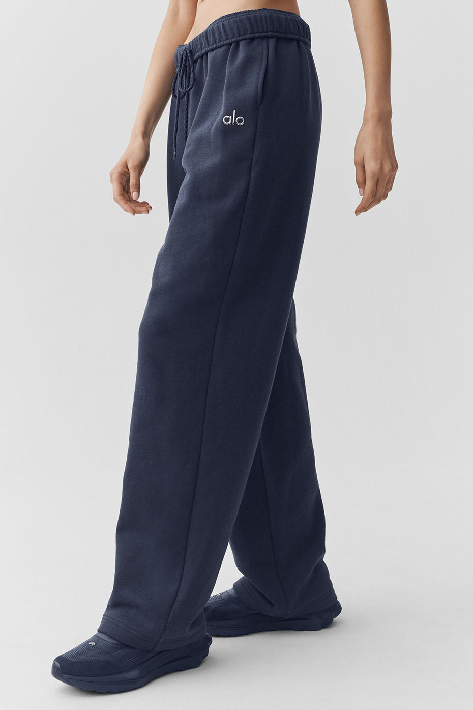 Gerade geschnittene Jogginghose - Marineblau