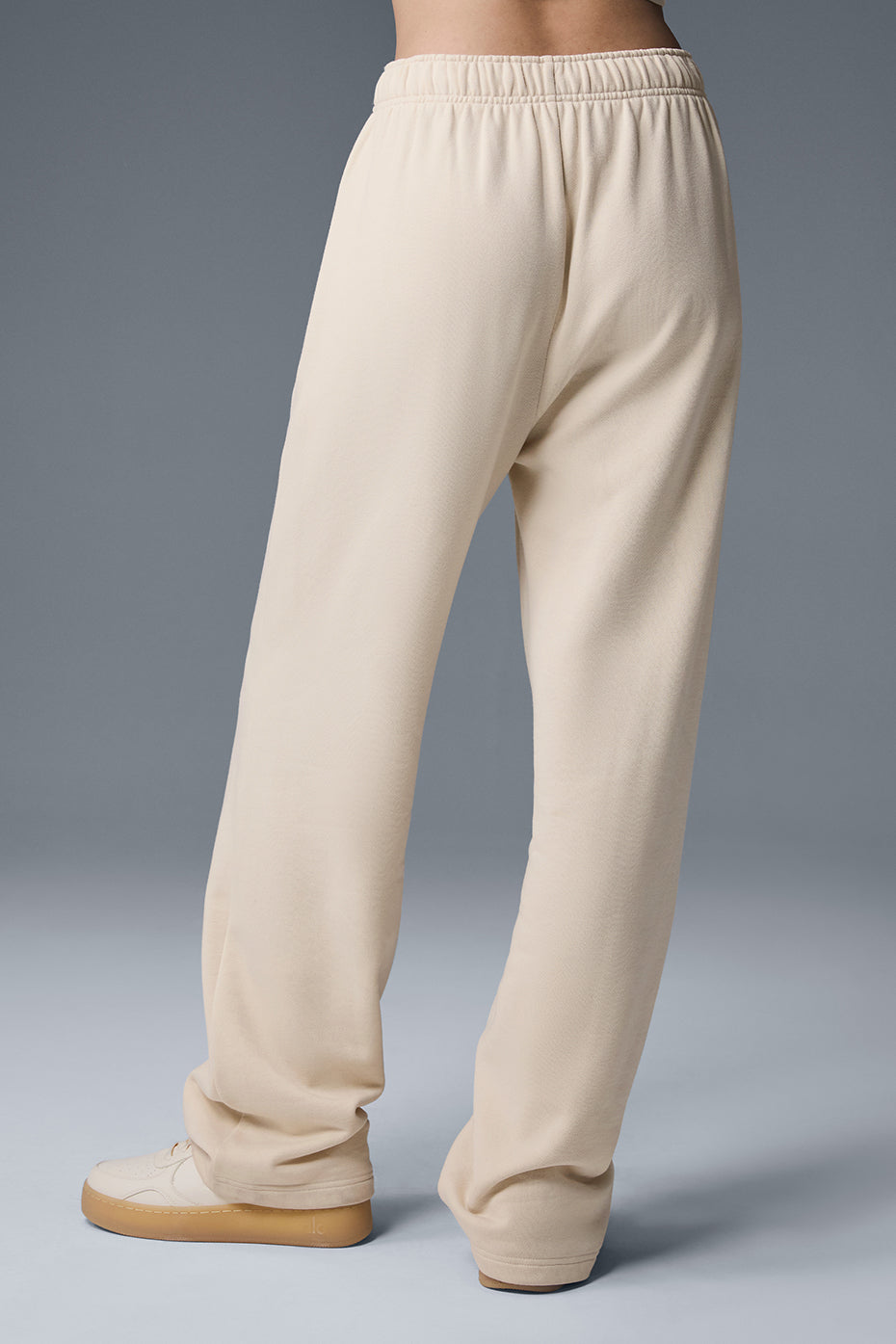 Straight Leg Sweatpant - Oat Milk