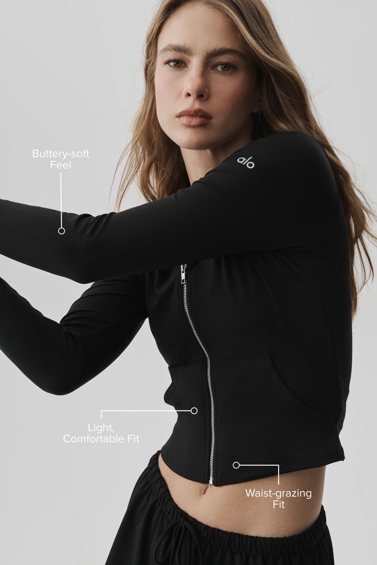 Alosoft Finesse Full-Zip-Kapuzenjacke, körpernah geschnitten – Schwarz