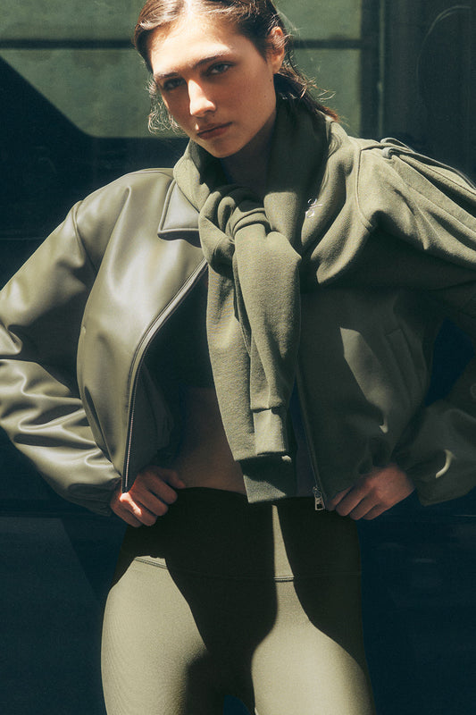 Kunstleder Cropped Premier Bomberjacke - Olivgrün