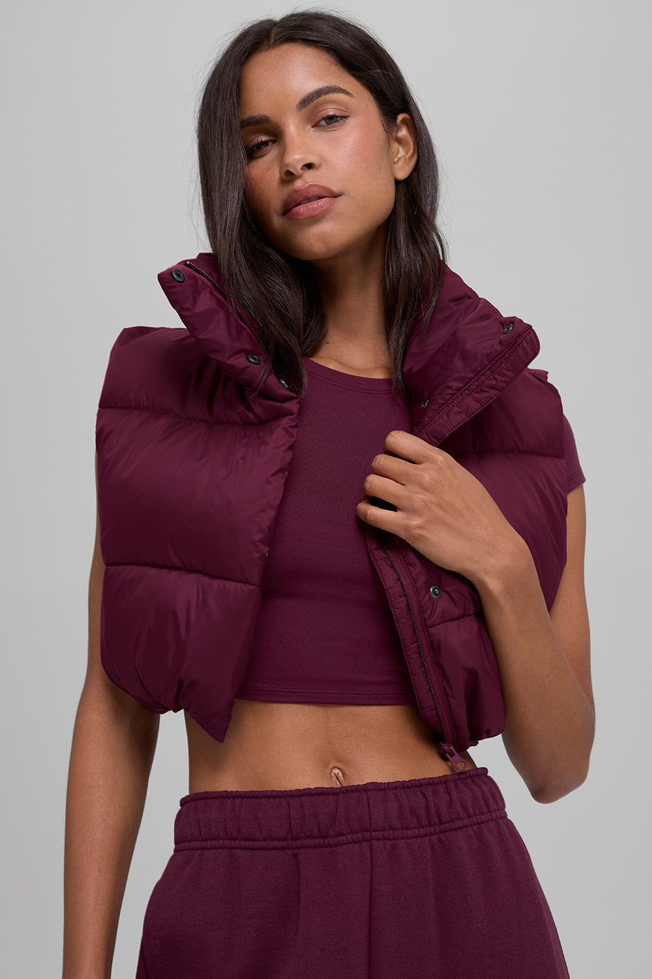 Cropped Gold Rush Puffer Vest - Burgundy