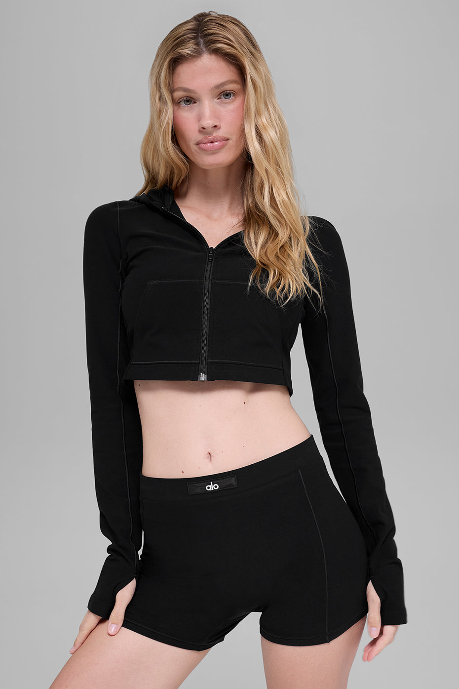 Sincere Taillierte Jacke - Schwarz