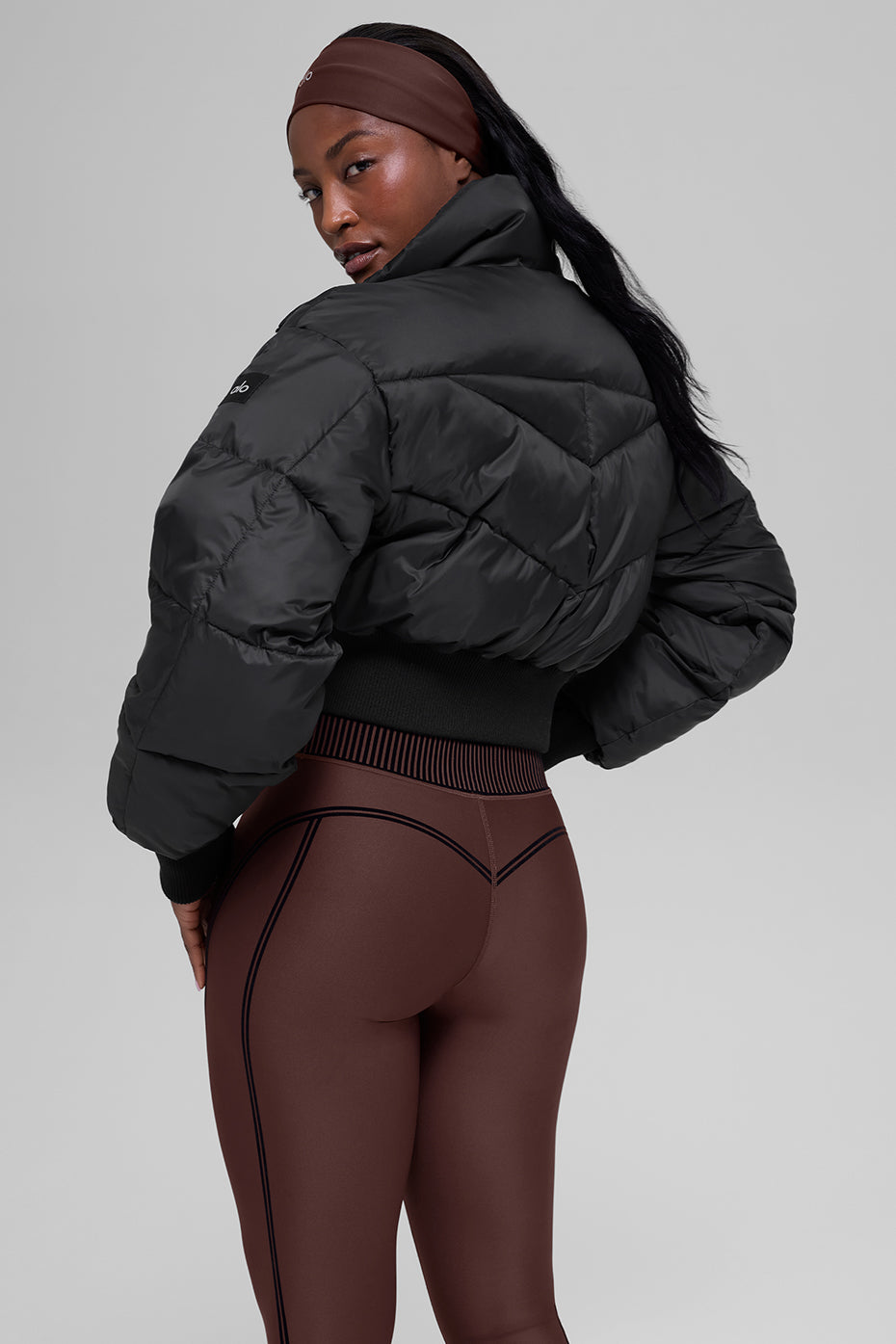 Cropped Atmosphere Puffer – Schwarz
