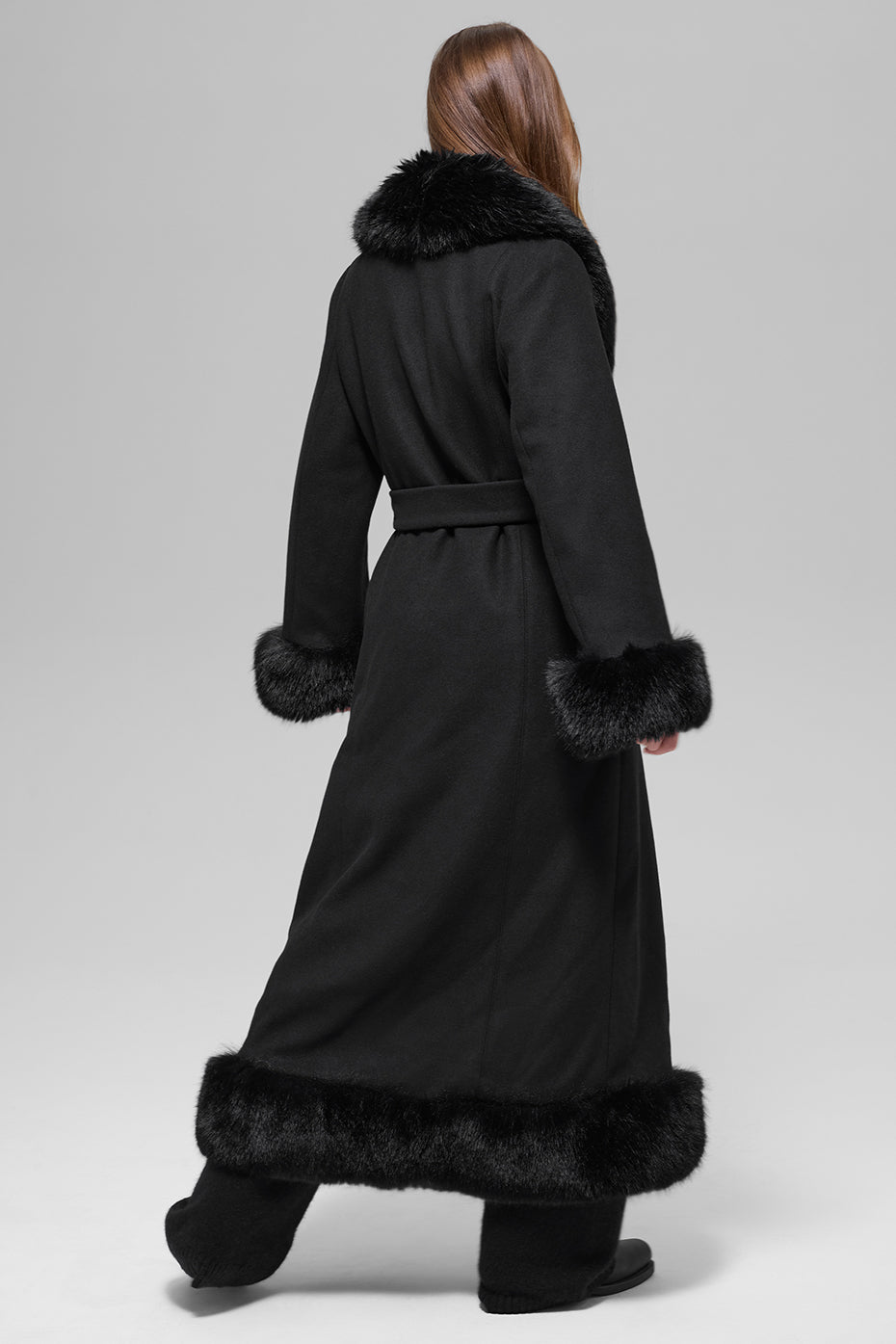 Longline-Mantel mit Kunstfellbesatz - Schwarz