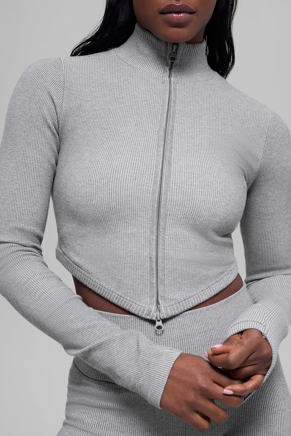 Nahtlose zweifarbige Rippstrickjacke – Hell nebelgrau meliert