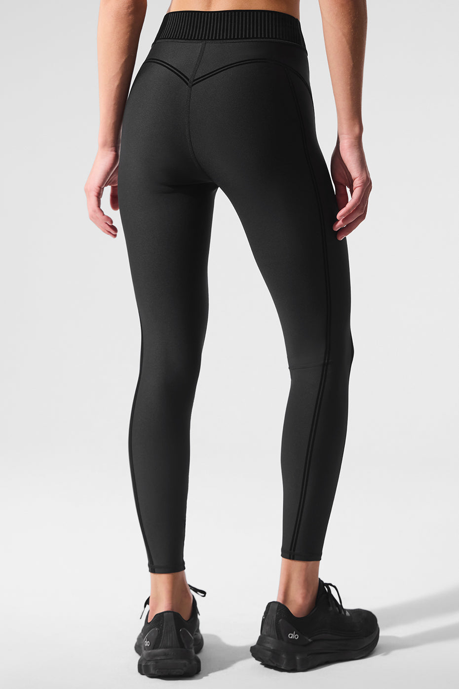 Airlift High-Waist 7/8 Line Up Leggings – Schwarz