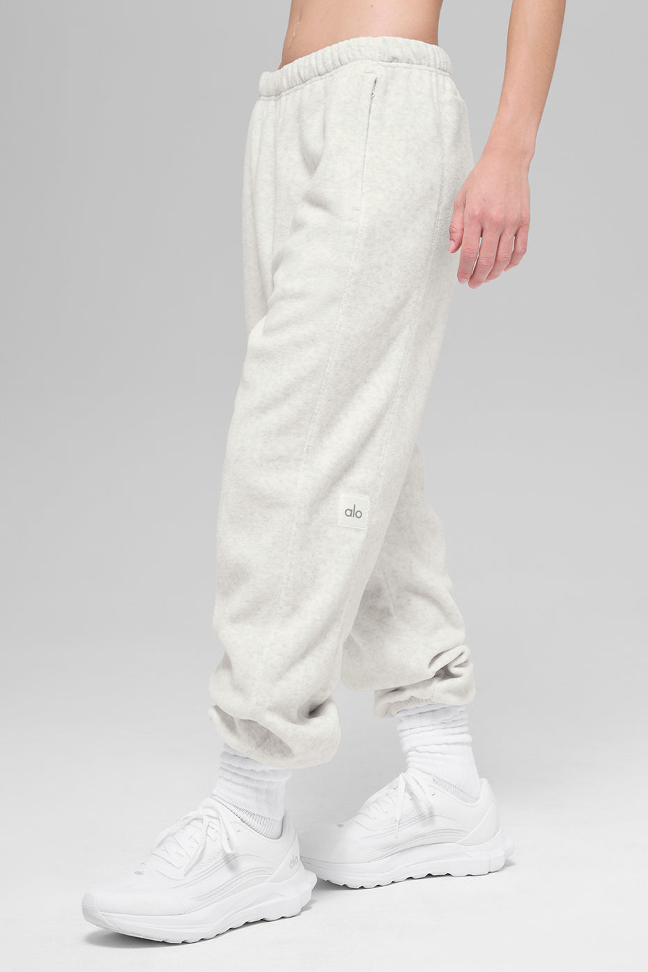 Jogginghose mit hohem Bund aus Polar-Fleece – Weißmelange