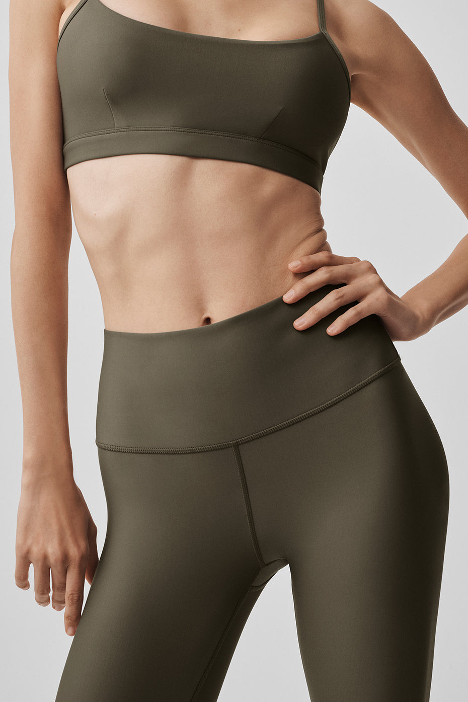 7/8 High-Waist Airlift Leggings – Olive Tree