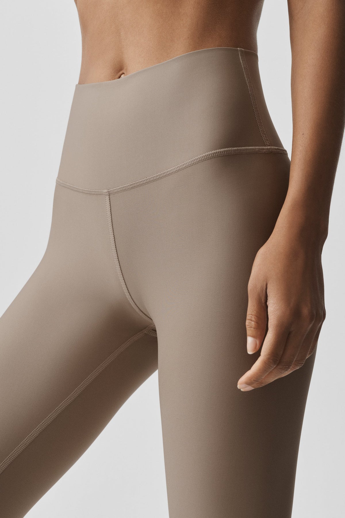 7/8 High-Waist Airlift Legging – Gravel