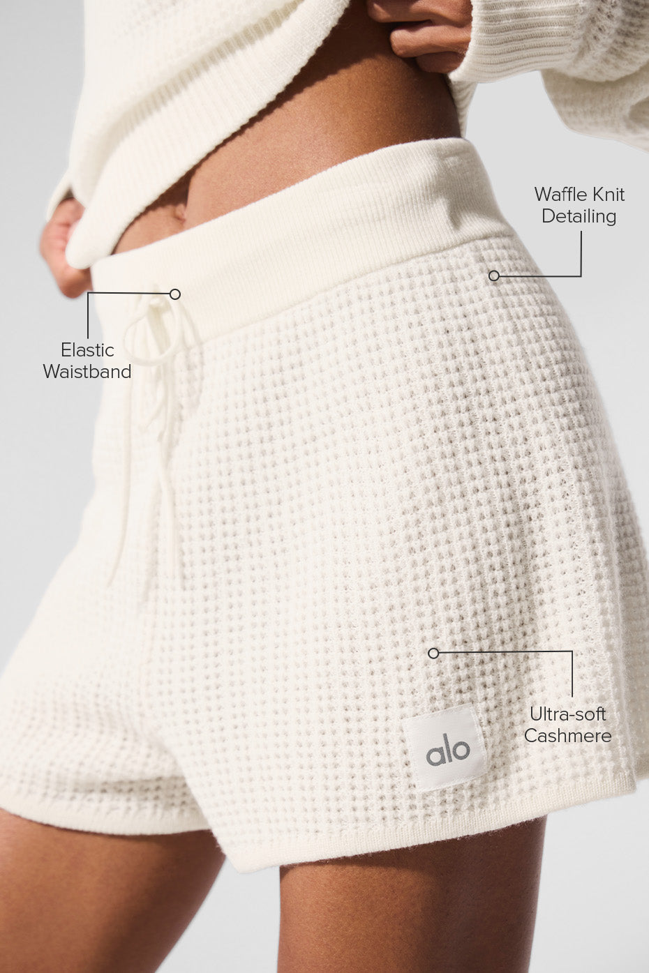 Kaschmir-High-Waist-Plüsch-Waffel-Short – Elfenbein