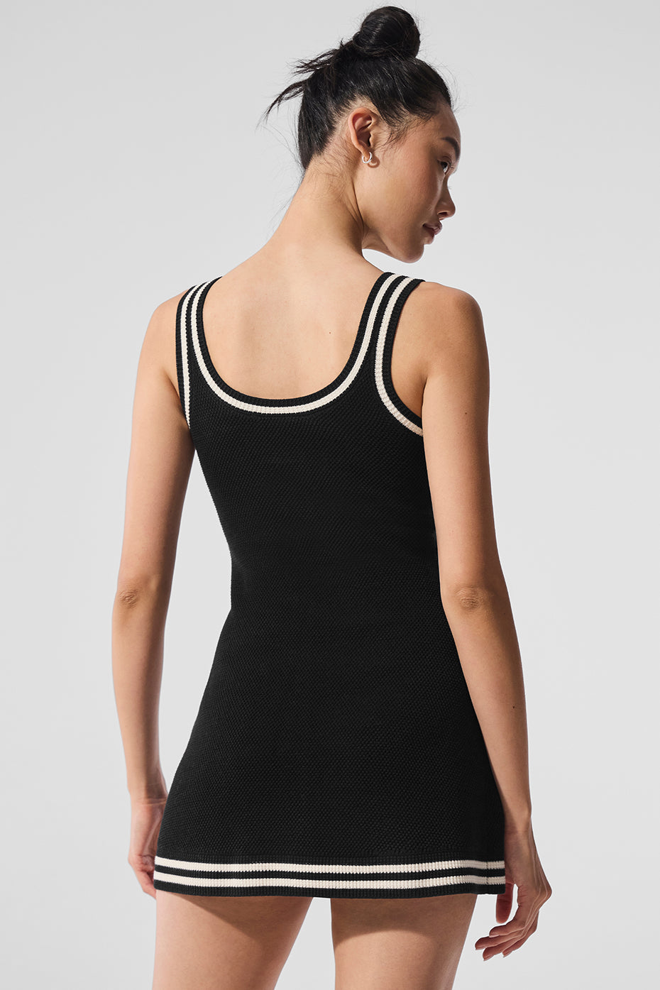 Tennis Club Pullover-Kleid - Schwarz/Elfenbein