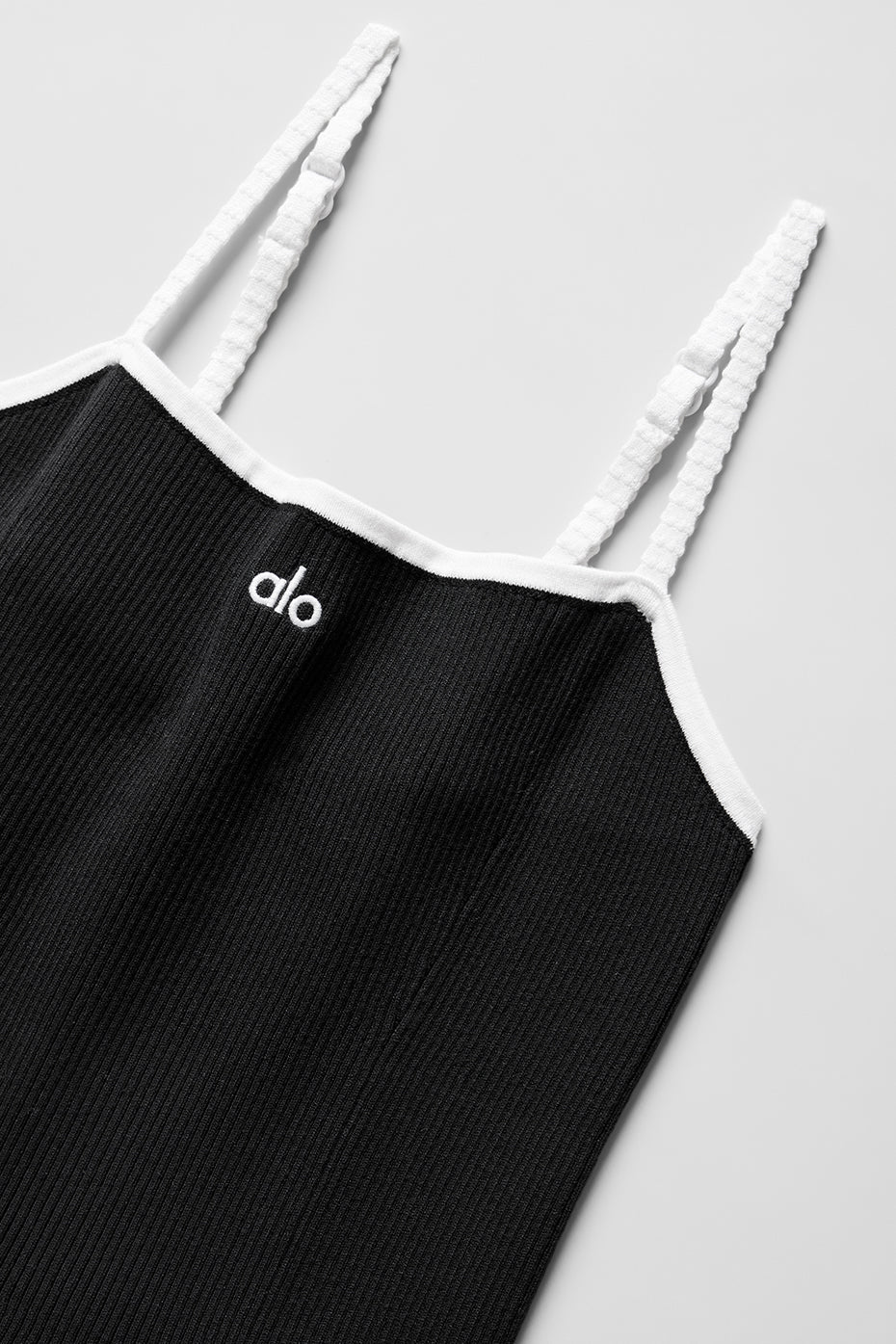 Geripptes Strick-Highline-Kleid – Schwarz/Weiß
