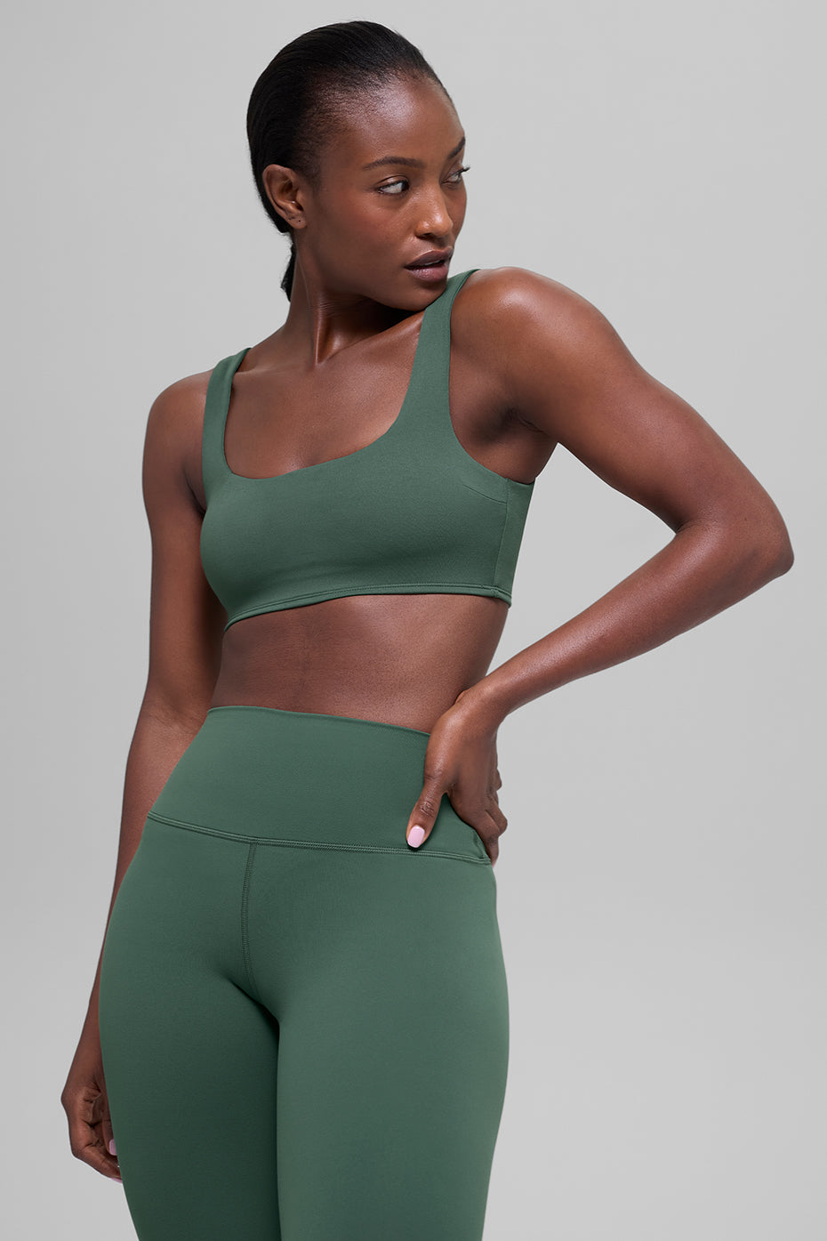 ALO Softsculpt Präzisions-BH – Kleegrün